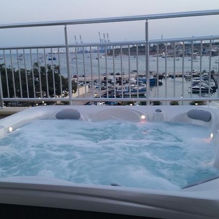 Seagull Penthouse Marsaxlokkアパートメント エクステリア 写真
