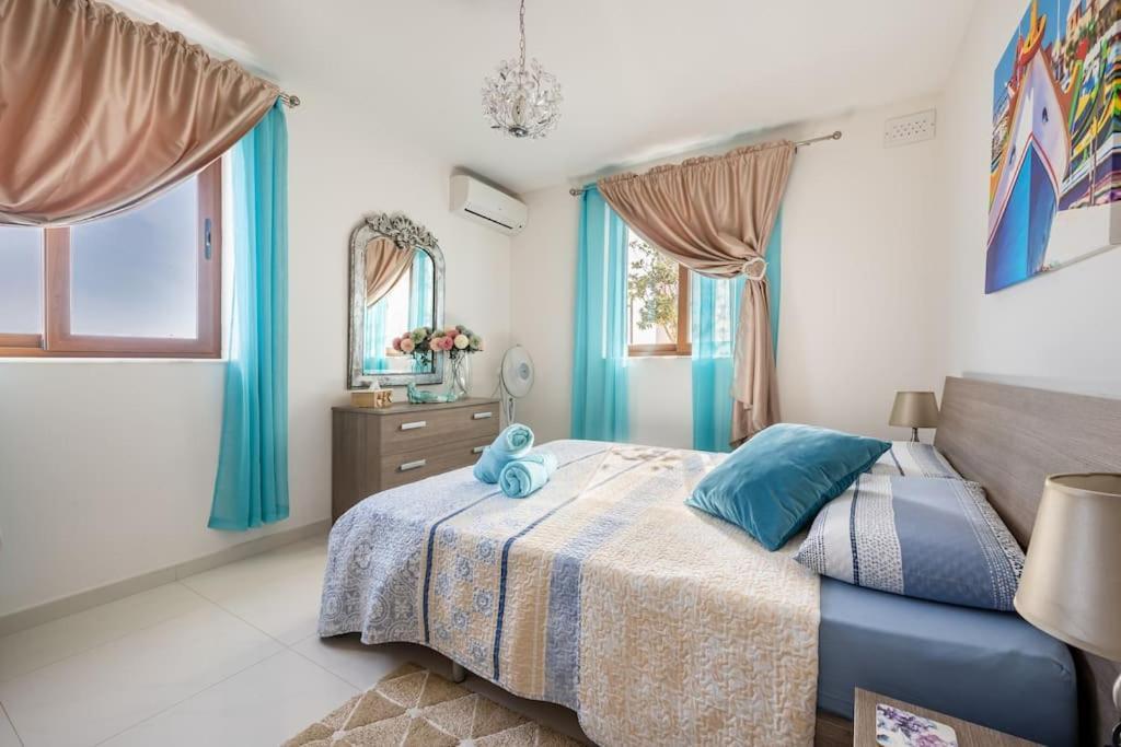 Seagull Penthouse Marsaxlokkアパートメント エクステリア 写真