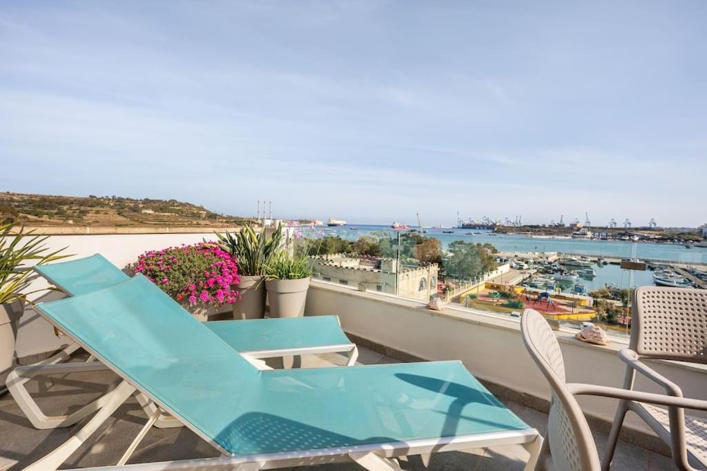 Seagull Penthouse Marsaxlokkアパートメント エクステリア 写真